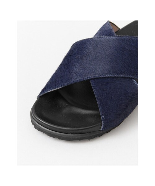 URBAN RESEARCH DOORS（アーバンリサーチドアーズ）の「mohi　ハラコクロス（シューズ・レディース・DERLA/GRAY/MARINO/NVY・36/37/38）」の8枚目の写真