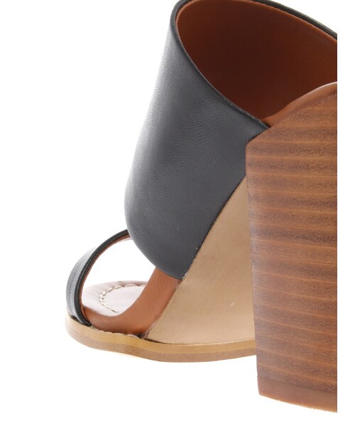 Ungrid（アングリッド）の「ワイドヒールサンダル（シューズ・レディース・オフホワイト/ブラック・S/M/L）」の8枚目の写真