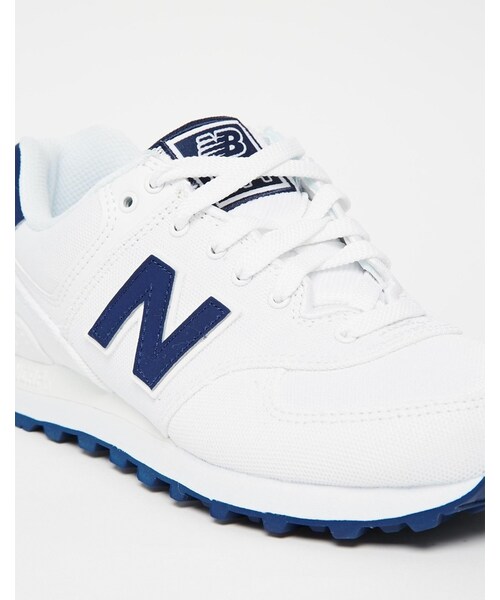 NEW BALANCE(ニューバランス)の「New Balance 574 White /Navy Textile Sneakers(スニーカー・レディース・whitenavy・US 7.5/US 10/US 10.5/US 11/US 6/US 6.5/US 7/US 8/US 8.5/US 9)」の2枚目の写真