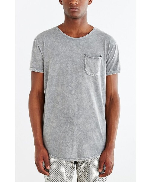 URBAN OUTFITTERS（アーバンアウトフィッターズ）の「Feathers Mineralized Long Scoop Neck Tee（Tシャツ/カットソー・メンズ・BROWN/GREY・S/XL/XS/M/L）」の9枚目の写真