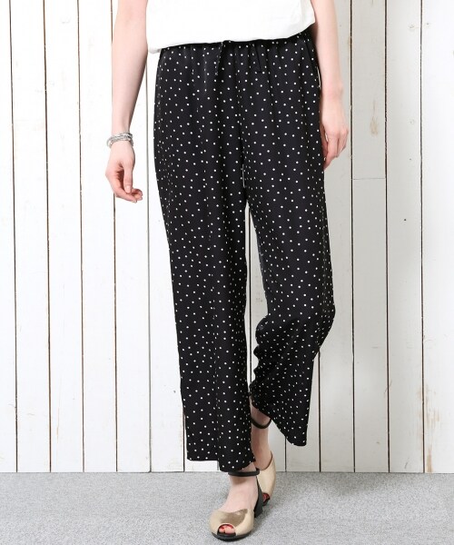 GLOBAL WORK（グローバルワーク）の「【長澤まさみさんCM着用】イージーワイドクロプド（パンツ・レディース・【長澤まさみさんCM着用カラー】ホワイトストライプ01/ブラック09/ブラックドット10/ネイビーストライプ89・Ｍ/Ｌ）」の3枚目の写真