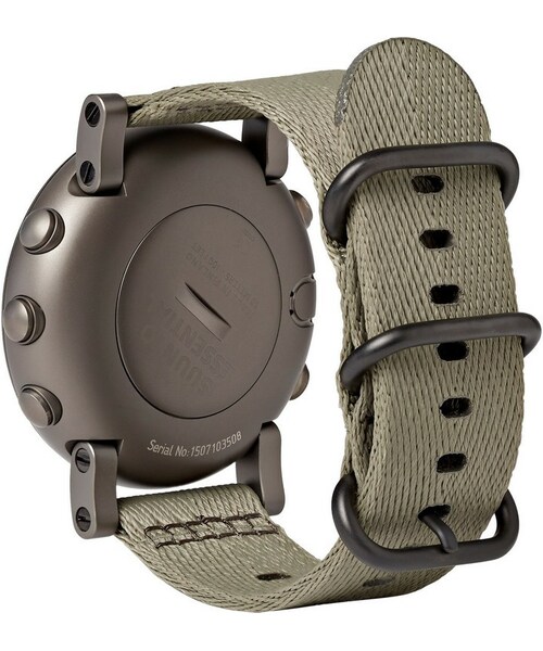SUUNTO(スント)の「Suunto Essential Stainless Steel Digital Watch(アナログ腕時計・メンズ・Gray・One Size)」の2枚目の写真
