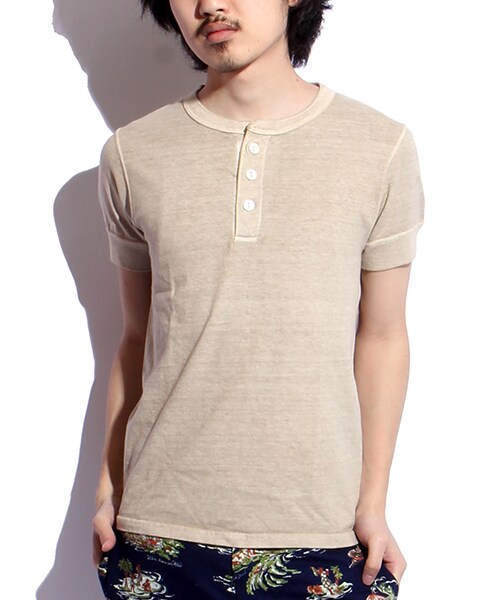 FREAK'S AMERICA（フリークスアメリカ）の「【MADE IN USA】 HENLY NECK TEE（トップス・メンズ・ホワイト/チャコールグレー/ベージュ・S/M/L）」の3枚目の写真