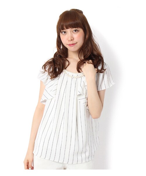 PAGEBOY（ページボーイ）の「ネックレス付きフレアスリーブブラウス（トップス・レディース・オフホワイト/ホワイト系/クリーム/サックス/ミント）」の2枚目の写真