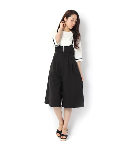 mysty woman（ミスティウーマン）の「2WAYガウチョサロペット（オールインワン・サロペット・レディース・オフホワイト/ベージュ/ネイビー/ブラック・M）」の2枚目の写真