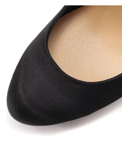 laboratory work(ラボラトリーワーク)の「フラワーモチーフアンクルストラップサテンパンプス(シューズ・レディース・ブラック系/ベージュ/ネイビー・M/L)」の10枚目の写真