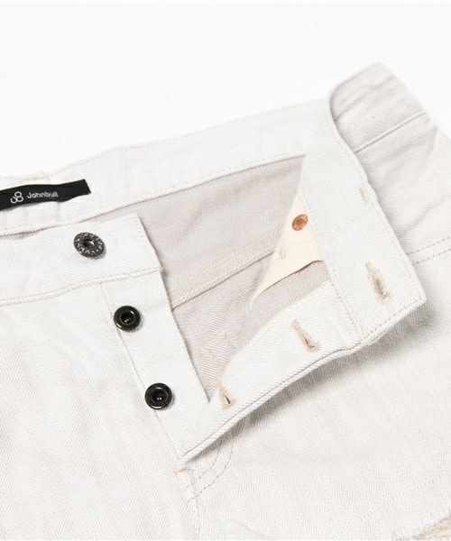 Johnbull Private labo（ジョンブルプライベートラボ）の「タイトストレートデニムパンツ（デニムパンツ・メンズ・ホワイト系その他・28inch/30inch/32inch/34inch）」の10枚目の写真