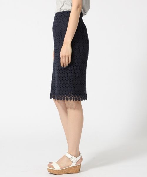 LEPSIM（レプシィム）の「レースボックススカート（スカート・レディース・オフ05/ブラック09/ネイビー88・Ｍ/Ｌ）」の5枚目の写真