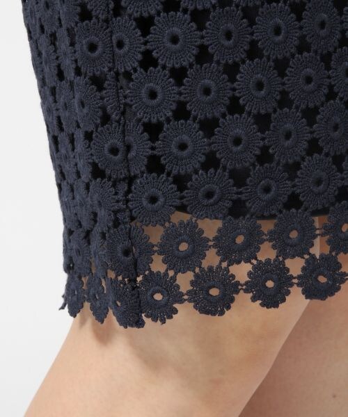 LEPSIM（レプシィム）の「レースボックススカート（スカート・レディース・オフ05/ブラック09/ネイビー88・Ｍ/Ｌ）」の8枚目の写真