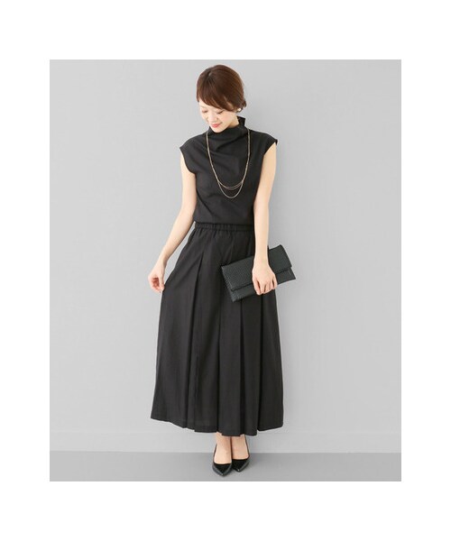 URBAN RESEARCH DOORS（アーバンリサーチドアーズ）の「mizuiro-ind BLACK　タックロングスカート（スカート・レディース・BEIGE/SAX/BLACK・FREE）」の8枚目の写真