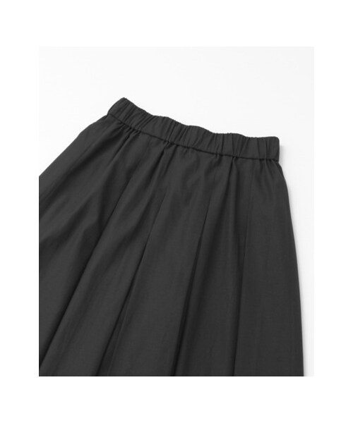 URBAN RESEARCH DOORS（アーバンリサーチドアーズ）の「mizuiro-ind BLACK　タックロングスカート（スカート・レディース・BEIGE/SAX/BLACK・FREE）」の17枚目の写真