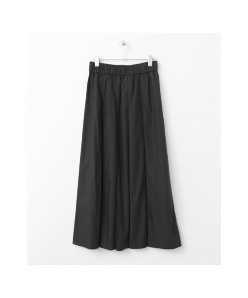 URBAN RESEARCH DOORS（アーバンリサーチドアーズ）の「mizuiro-ind BLACK　タックロングスカート（スカート・レディース・BEIGE/SAX/BLACK・FREE）」の2枚目の写真