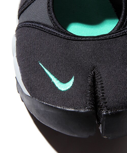 NIKE(ナイキ)の「ナイキエアリフト(シューズ・メンズ・グレー/ブラック・9.0/10.0)」の4枚目の写真