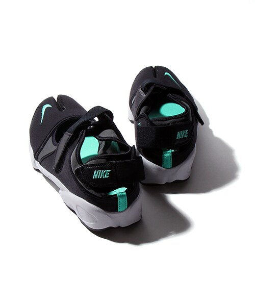 NIKE(ナイキ)の「ナイキエアリフト(シューズ・メンズ・グレー/ブラック・9.0/10.0)」の8枚目の写真