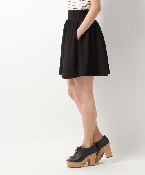 Heather（ヘザー）の「ジャガードカットキュロット（パンツ・レディース・オフホワイト 08/ブラック 09/ネイビー 88・FREE）」の5枚目の写真