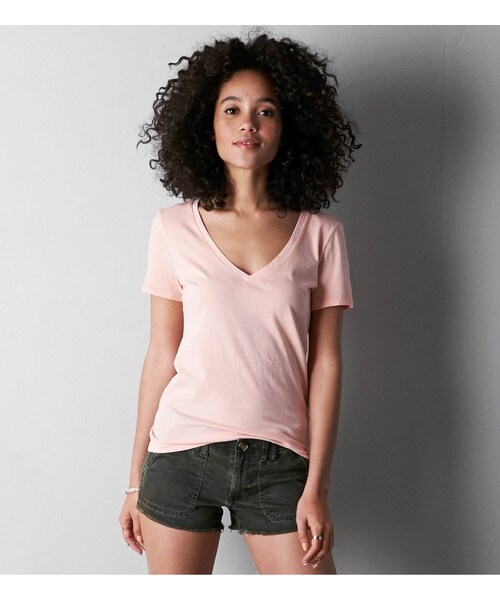 American Eagle(アメリカンイーグル)の「AEOフェイバリットVネックTシャツ(Tシャツ/カットソー・レディース・ブラック/グリーン/ターコイズ/フューシャピンク/ネオンタンジェリン/プラムベリー/カレントコーラル/サマーバーガンディー/ブルー/パープル・XXS/XS/S/M/L/XL/XXL)」の7枚目の写真