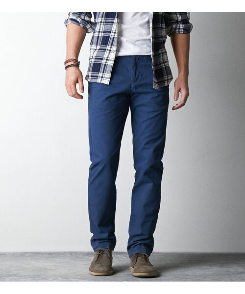 American Eagle（アメリカンイーグル）の「AEOスリムストレートカーキ（その他パンツ・メンズ・コーポラルカーキ/トワイライトブルー/ラスティックブルー・28/28/28/30/28/32/29/30/29/32/30/30/30/32/30/34/31/30/31/32/32/30/32/32/32/34/33/30/33/32/34/30/34/32/34/34/36/30/36/32/36/34/38/32/40/32）」の3枚目の写真