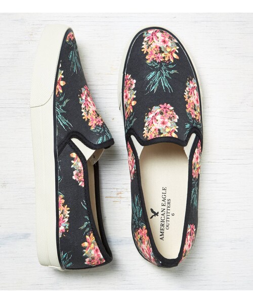 American Eagle（アメリカンイーグル）の「AEOプリントスリッポンスニーカー（スニーカー・レディース・トーストココナツ/ホワイト/ブルー/シエンナ/バナナボート/ライトブリーチ・5/6/7/8/9/10）」の5枚目の写真