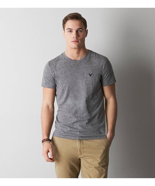 American Eagle（アメリカンイーグル）の「AEOレジェンドクルーネックTシャツ（Tシャツ/カットソー・メンズ・ホワイト/ストームヘザー/ブラックジャスパー/ターコイズ/ディープシーダイブ・S/M/L/XL/XXL/XXXL/XS）」の2枚目の写真