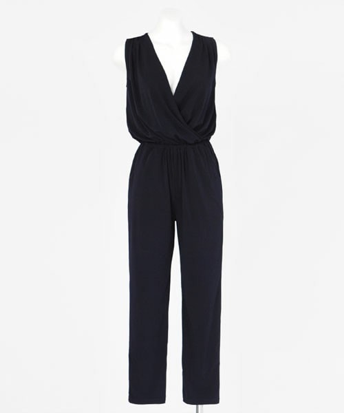 DHOLIC（ディーホリック）の「ドレープVネックオールインワン（つなぎ/オールインワン・レディース・ブラック/ネイビー・FREE）」の2枚目の写真