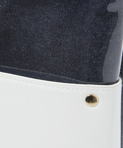 Andemiu（アンデミュウ）の「PVCタッセルツキクラッチバッグ（バッグ・レディース・カーキ78/ライトブルー82/ネイビー88・F）」の13枚目の写真