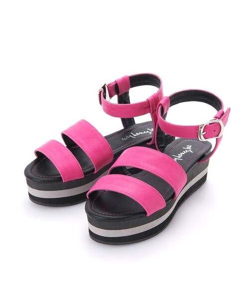 PEACH JOHN（ピーチジョン）の「マイハニービー／ＭＨＢアンクルストラップサンダル（シューズ・レディース・ブラック/オフホワイト/レモン/フクシア・S/M/L）」の4枚目の写真