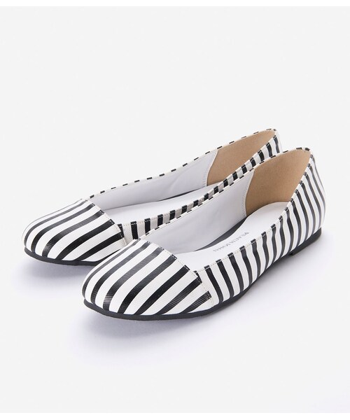 PEACH JOHN（ピーチジョン）の「ＰＪ／ふっかふかストレートラインバレエ（シューズ・レディース・ブラック/ホワイトＢＫ/グレーＢＬ/ストライプ/ベージュYE・S/M/L）」の2枚目の写真