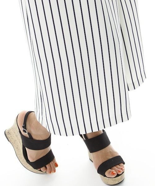 Andemiu（アンデミュウ）の「セミロングガウチョパンツ（パンツ・レディース・ストライプ10/オフホワイト11/ブラック19/ネイビー88・S/M）」の11枚目の写真