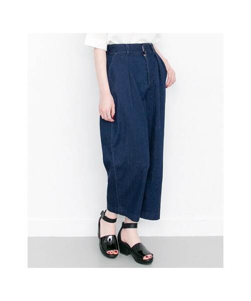 KBF（ケイビーエフ）の「クロップドワイドデニム（パンツ・レディース・INDIGO/BLUE・one）」の5枚目の写真