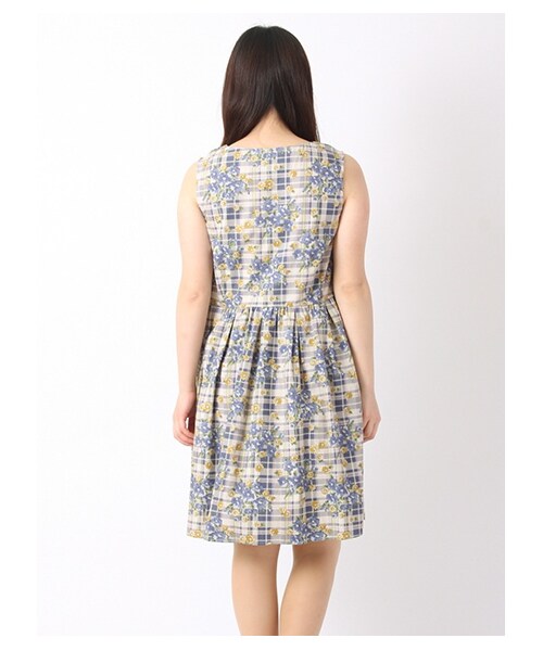 ehka sopo（エヘカソポ）の「花チェックプリントノースリーブワンピース 1101786-12-13-11（ワンピース・レディース・レッド/イエロー/ブルー・M）」の6枚目の写真