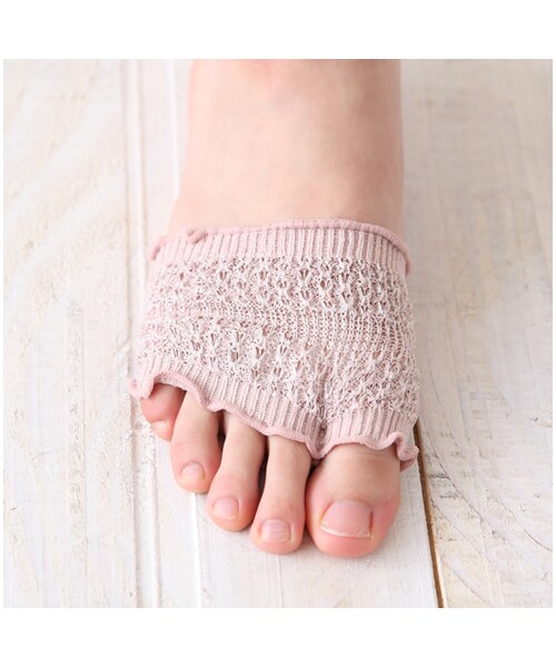 靴下屋（クツシタヤ）の「ラメレーシータックトングタイプ（ソックス・靴下・レディース・キナリ/クロ/クロ＋ゴールド/ベージュ/モカチャ・Size Free）」の9枚目の写真