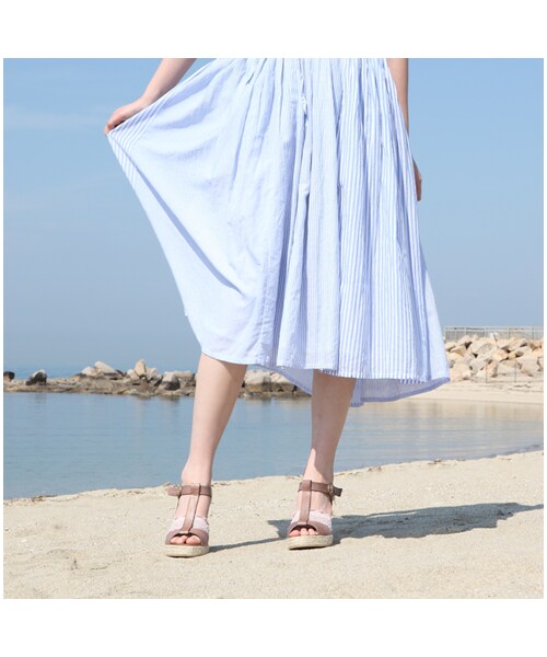 靴下屋（クツシタヤ）の「ラメレーシータックトングタイプ（ソックス・靴下・レディース・キナリ/クロ/クロ＋ゴールド/ベージュ/モカチャ・Size Free）」の6枚目の写真