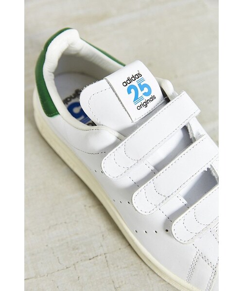 adidas（アディダス）の「Adidas Originals X Nigo Stan Smith Sneaker（スニーカー・レディース・WHITE・W 6.5/M 5.5/W 7.5/M 6.5/W 7/M 6/W 8.5/M 7.5/W 8/M 7/W 9.5/M 8.5）」の2枚目の写真