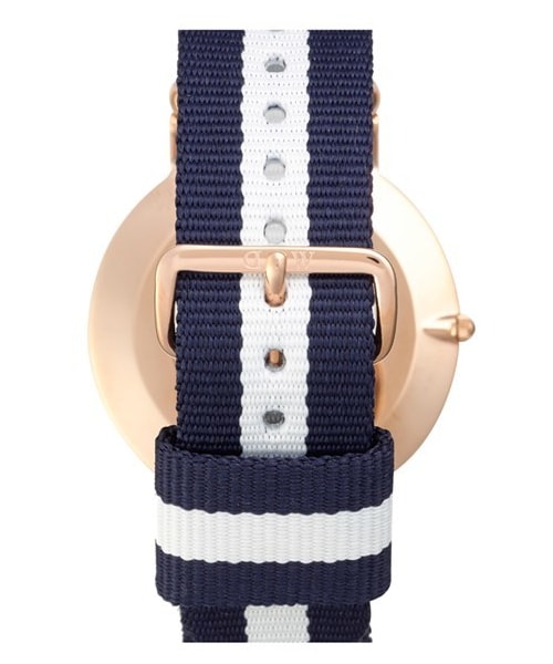 Daniel Wellington（ダニエルウェリントン）の「Daniel Wellington 'Classic Glasgow' NATO Strap Watch, 40mm（アナログ腕時計・レディース・Blue/ White/ Rose Gold）」の3枚目の写真