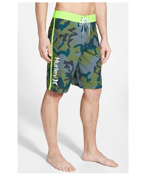 Hurley （ハーレー）の「Hurley 'Phantom Assault' Board Shorts（水着）」 WEAR