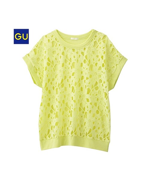 GU（ジーユー）の「（GU）クロップドレースゆるＴ（半袖）（WOMEN ⁄ カットソー・レディース・OFF WHITE/YELLOW/NAVY・L/XL/M/S）」の3枚目の写真