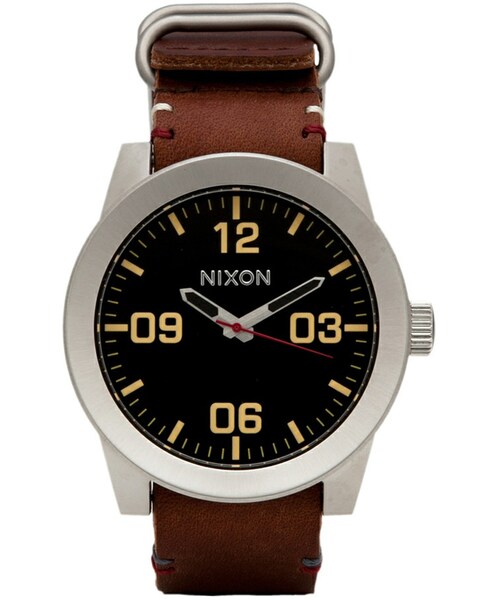 Nixon（ニクソン）の「Nixon The Corporal（アナログ腕時計）」 - WEAR