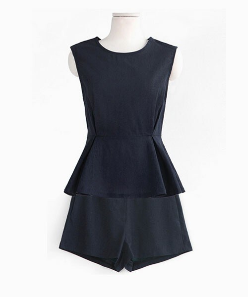 DHOLIC（ディーホリック）の「ぺプラムブラウス&ショートパンツセットアップ（その他・レディース・アイボリー/グレー/ネイビー・S/M）」の3枚目の写真