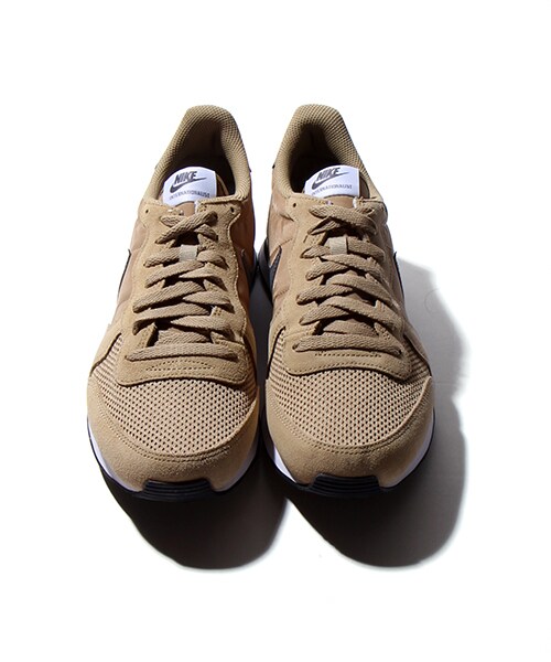 NIKE（ナイキ）の「インターナショナリスト（シューズ・メンズ・ベージュ・8.0/8H/9.0/9H）」の5枚目の写真