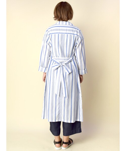 w closet（ダブルクローゼット）の「ストライプガウンコート（ジャケット/アウター・レディース・オフホワイト/ブルー・FREE）」の5枚目の写真
