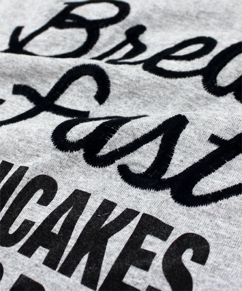 RNA-N（アールエヌエーエヌ）の「ブレックファスト ベーシックTシャツ（トップス・レディース・ホワイト/グレー/キナリ・M）」の9枚目の写真