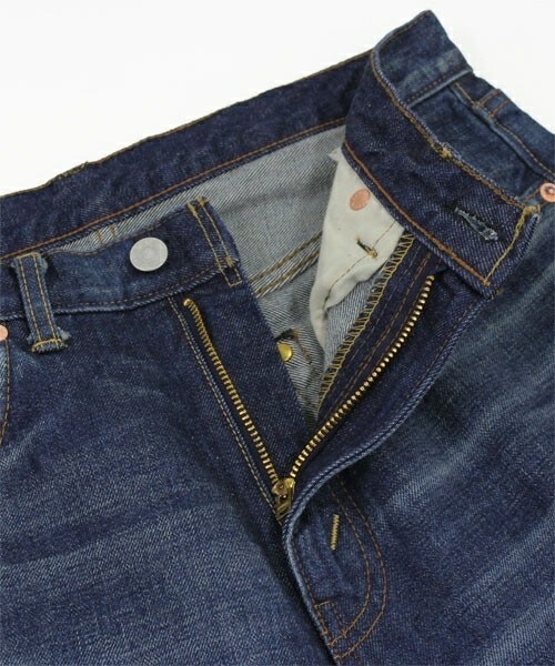 RNA-N（アールエヌエーエヌ）の「USED風ストレートデニム（パンツ・レディース・ヴィンテージブルー・S/M）」の6枚目の写真