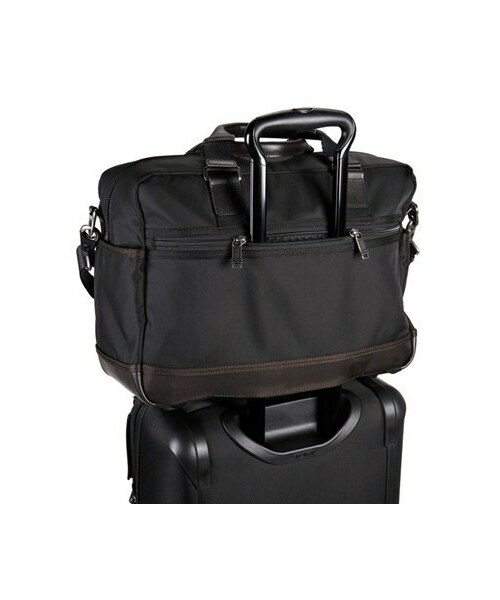 TUMI（トゥミ）の「Tumi 'Alpha Bravo - Everett' Essential Tote