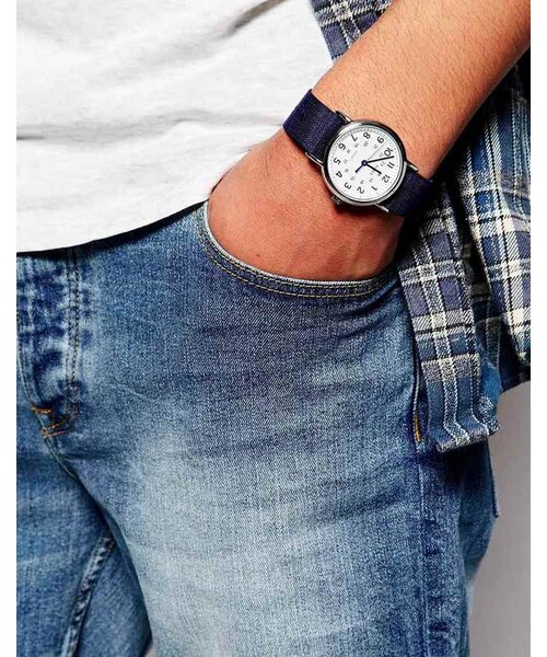 TIMEX（タイメックス）の「Timex Weekender Military Strap Watch（アナログ腕時計・メンズ・navy・One Size）」の2枚目の写真