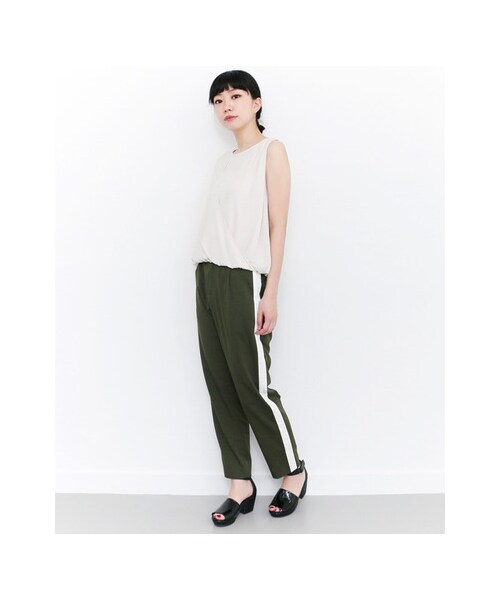 KBF（ケイビーエフ）の「KBF+　サイドラインパンツ（パンツ・レディース・GRAY/KHAKI/NAVY・one）」の9枚目の写真