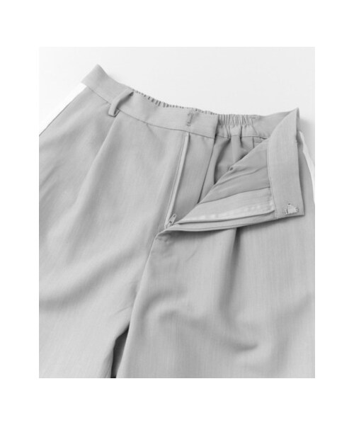 KBF（ケイビーエフ）の「KBF+　サイドラインパンツ（パンツ・レディース・GRAY/KHAKI/NAVY・one）」の14枚目の写真