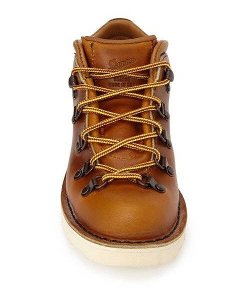 Danner（ダナー）の「DANNER 'Tramline' Round Toe Boot (Women)（ブーツ・レディース・Brown・8 M/9.5 M/5.5 M/10 M/7.5 M/6.5 M/6 M/9 M/5 M/8.5 M/7 M）」の2枚目の写真