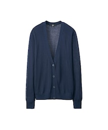 UNIQLO（ユニクロ）の「WOMEN ライトVネックカーディガン（長袖