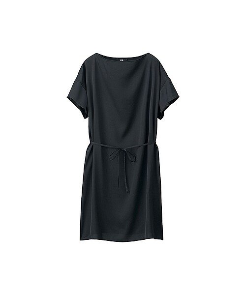 UNIQLO(ユニクロ)の「WOMEN エアリーTワンピース(半袖)(ワンピース・レディース・BLACK/NAVY・S/L/M)」の1枚目の写真