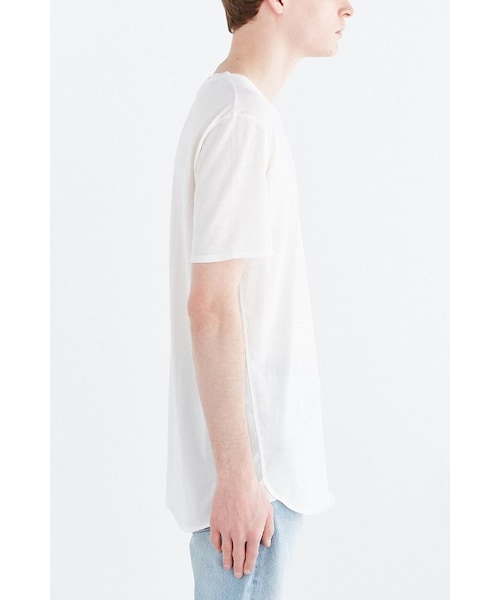 URBAN OUTFITTERS(アーバンアウトフィッターズ)の「Feathers Twisted Neck Tee(Tシャツ/カットソー・メンズ・WASHED BLACK/BROWN/BLUE/WHITE・S/XL/L/XS/M)」の18枚目の写真